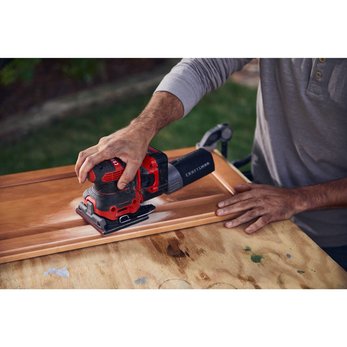Cordless 1/4 Sheet Sander Z5384