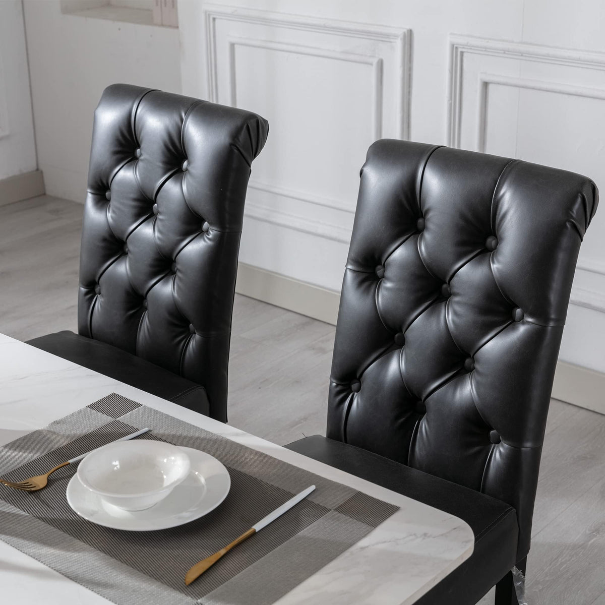 Black Set of 4 PU Leather Tufted Dining Chairs L904