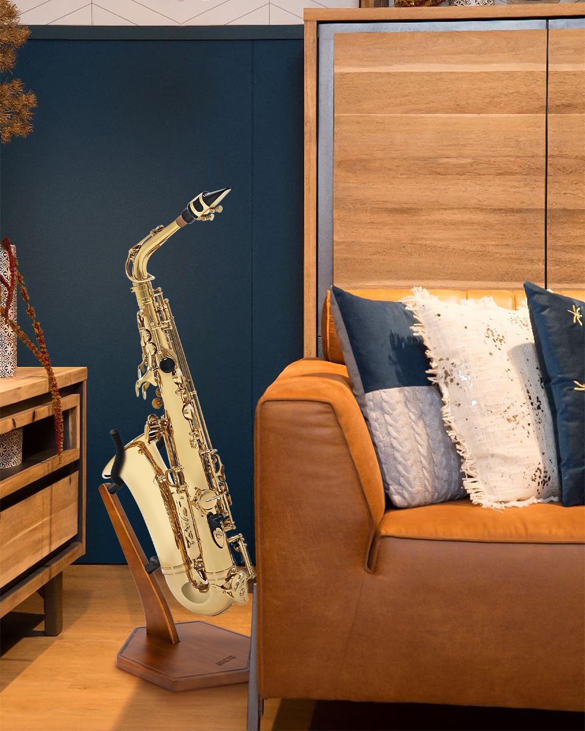 Wooden Saxophone Stand M734673